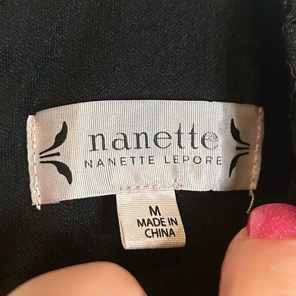 Nanette Lepore Crochet Lace Overlay Top Size‎ Medium Embellished Keyhole Boho - Picture 5 of 6